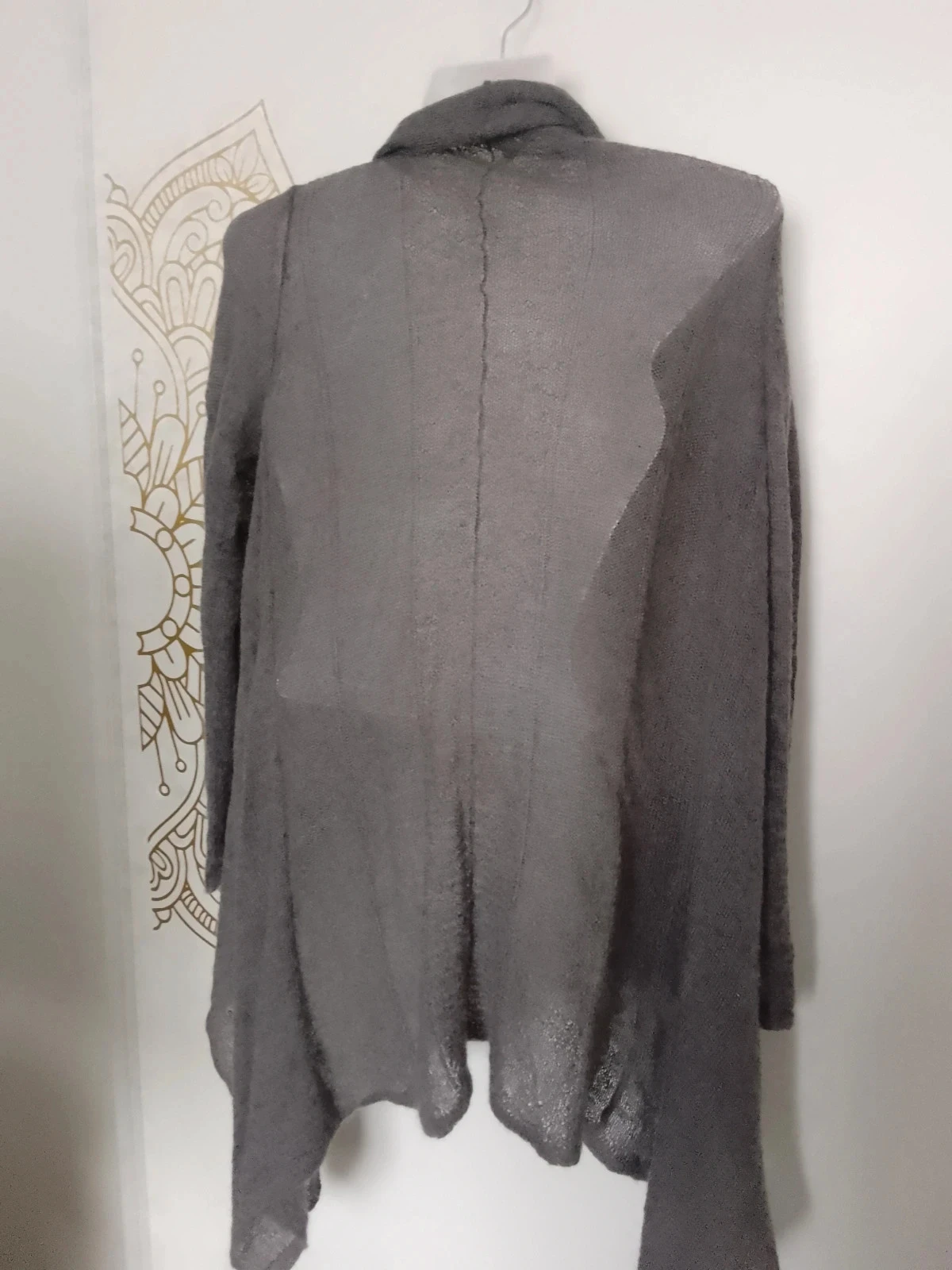 Gray bohemian vest with flower brooch – photo 4